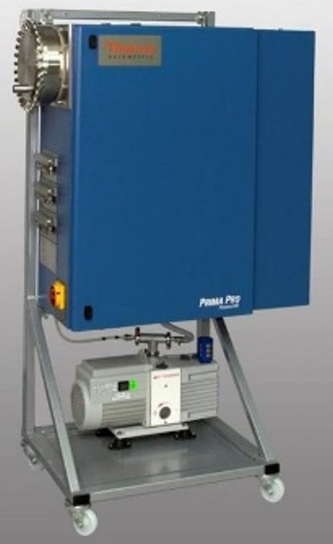 Portable Mass Spectrometer